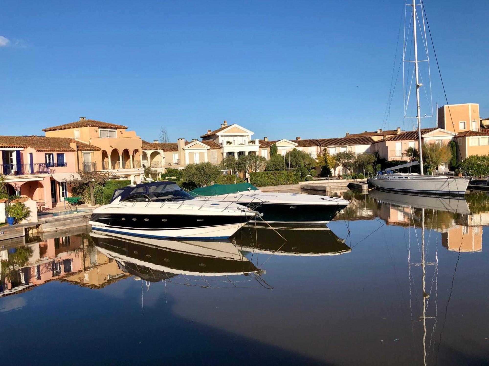 Appartement Canal View à Grimaud Extérieur photo