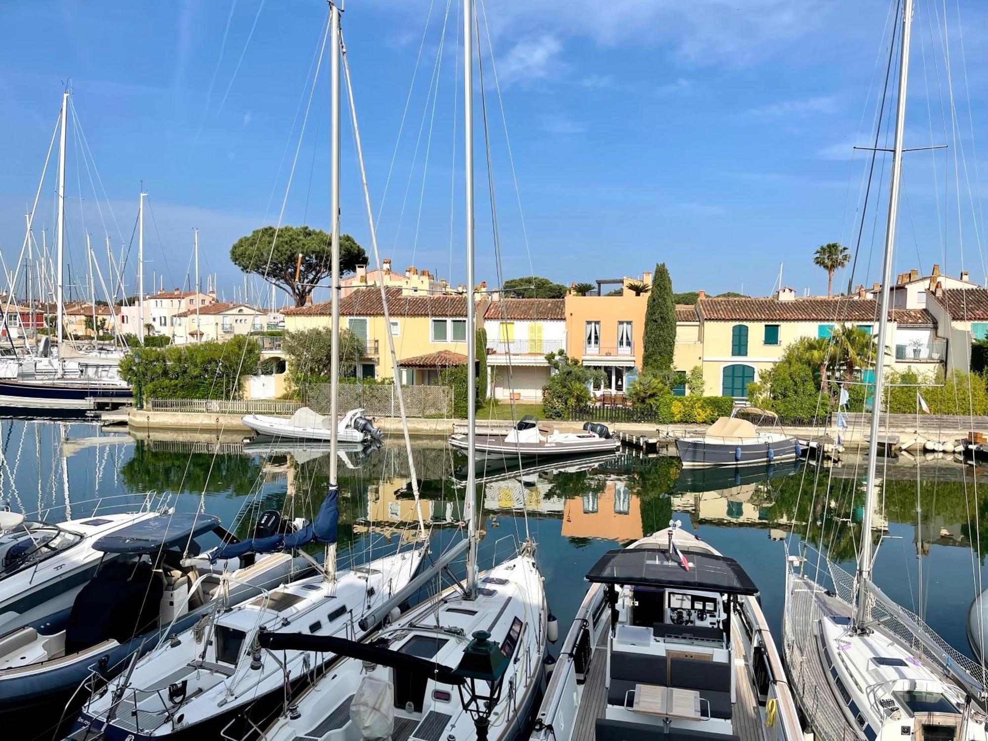 Appartement Canal View à Grimaud Extérieur photo